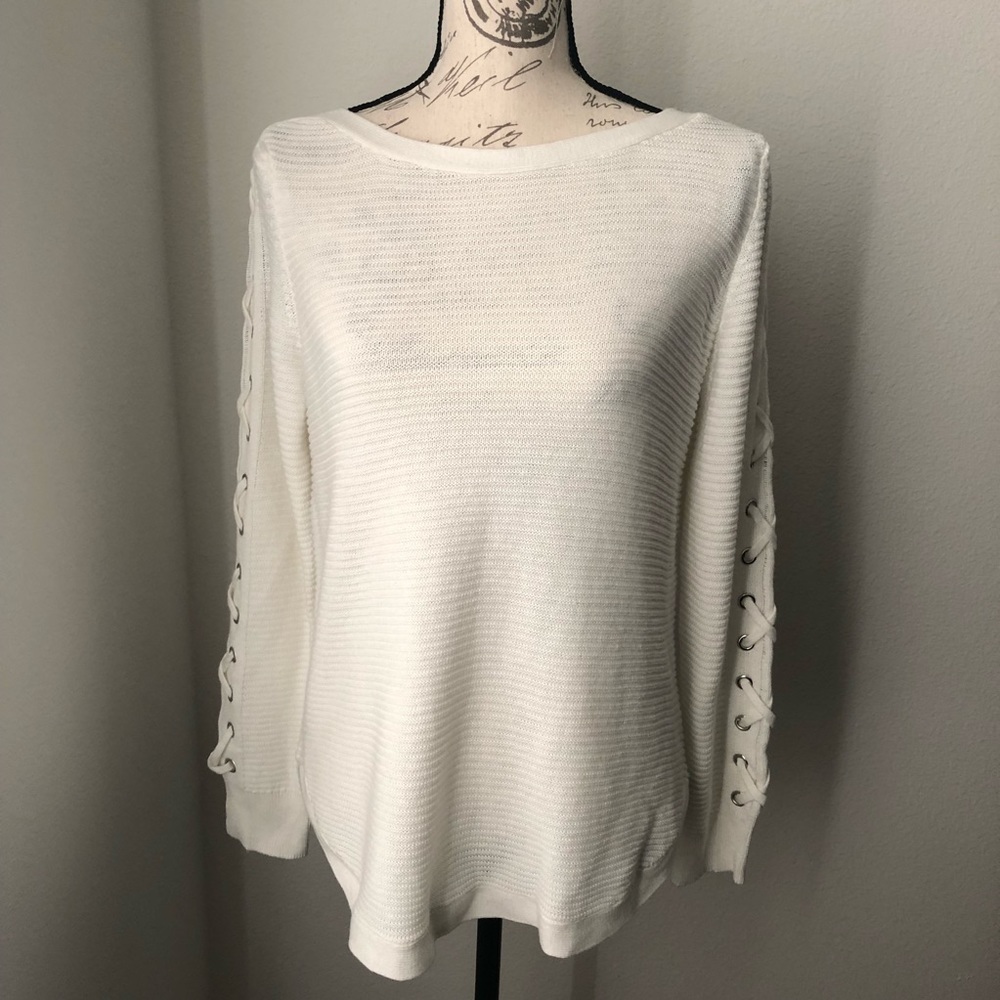 WESTPORT | White Sweater Size Small